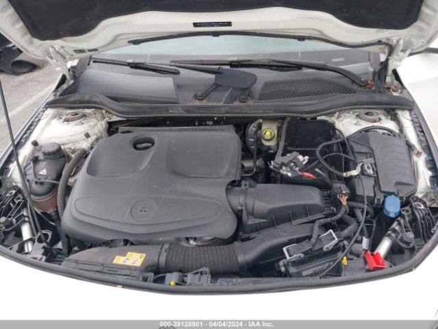 Photo 9 VIN: WDDSJ4EB8JN520772 - MERCEDES-BENZ CLA 250 