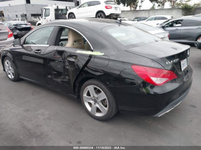 Photo 2 VIN: WDDSJ4EB8JN583015 - MERCEDES-BENZ CLA 