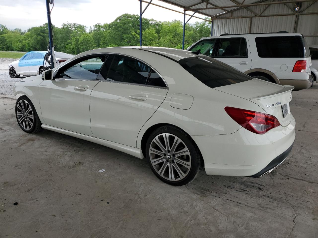 Photo 1 VIN: WDDSJ4EB8JN601917 - MERCEDES-BENZ CLA-KLASSE 