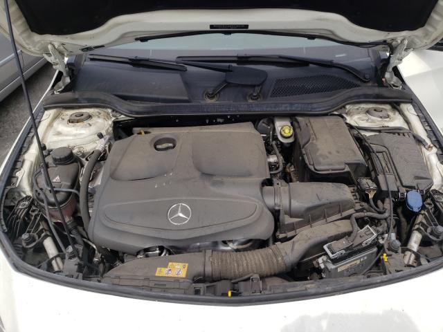 Photo 6 VIN: WDDSJ4EB8JN611752 - MERCEDES-BENZ CLA 250 