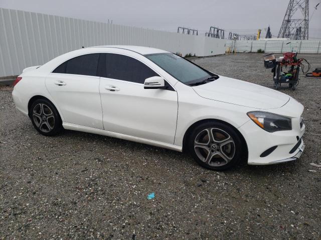 Photo 3 VIN: WDDSJ4EB8JN646968 - MERCEDES-BENZ CLA-CLASS 