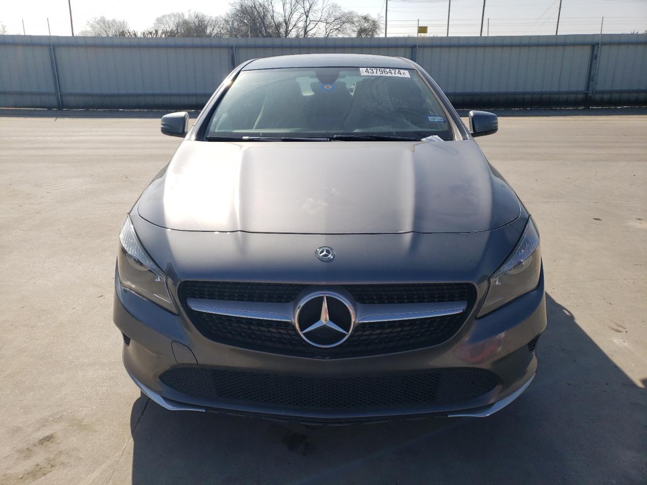 Photo 4 VIN: WDDSJ4EB8JN660076 - MERCEDES-BENZ CLA-KLASSE 