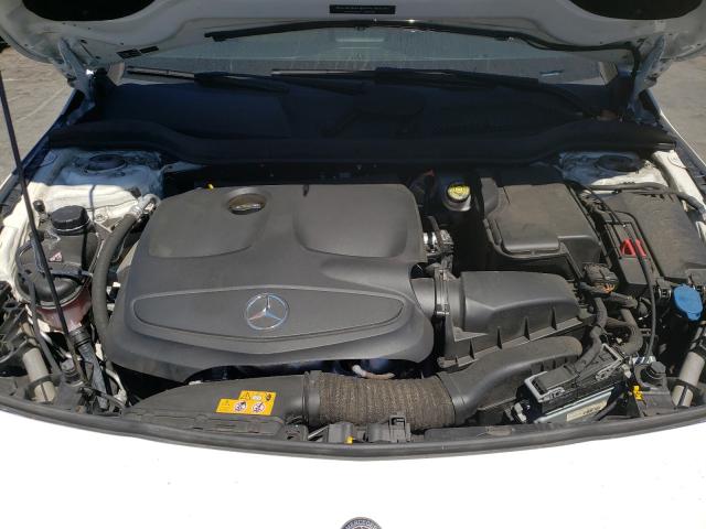 Photo 6 VIN: WDDSJ4EB8KN737840 - MERCEDES-BENZ CLA 250 