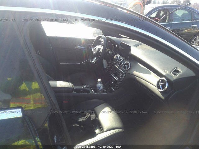 Photo 4 VIN: WDDSJ4EB9JN528122 - MERCEDES-BENZ CLA 