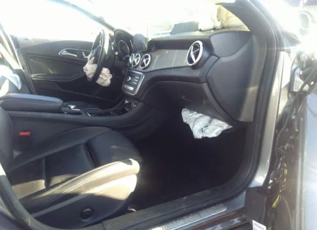 Photo 4 VIN: WDDSJ4EB9JN695953 - MERCEDES-BENZ CLA 250 