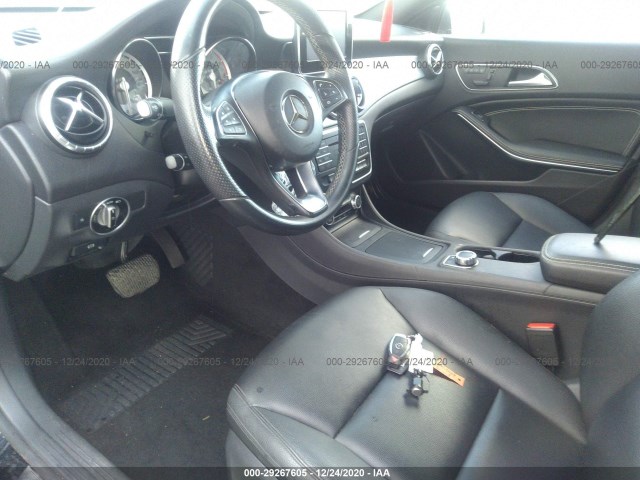 Photo 4 VIN: WDDSJ4EBXFN167443 - MERCEDES-BENZ CLA-CLASS 