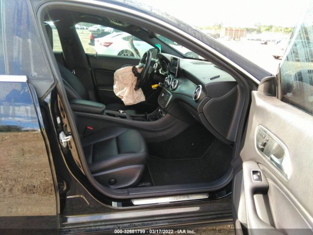 Photo 4 VIN: WDDSJ4EBXFN236664 - MERCEDES-BENZ CLA-CLASS 