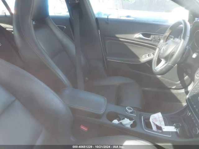 Photo 4 VIN: WDDSJ4EBXGN333462 - MERCEDES-BENZ CLA-CLASS 