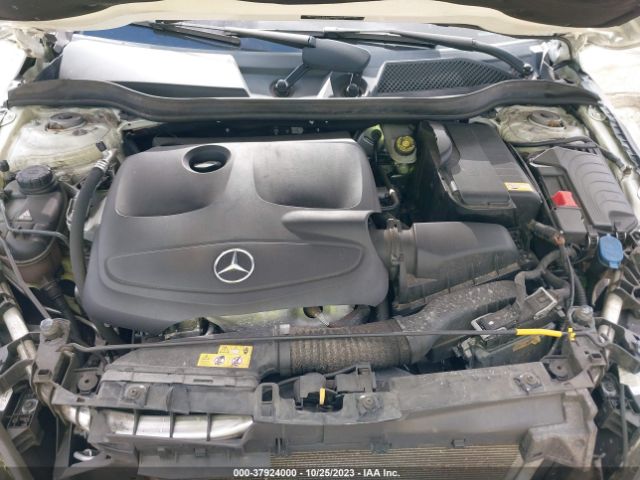 Photo 9 VIN: WDDSJ4EBXGN387683 - MERCEDES-BENZ CLA 