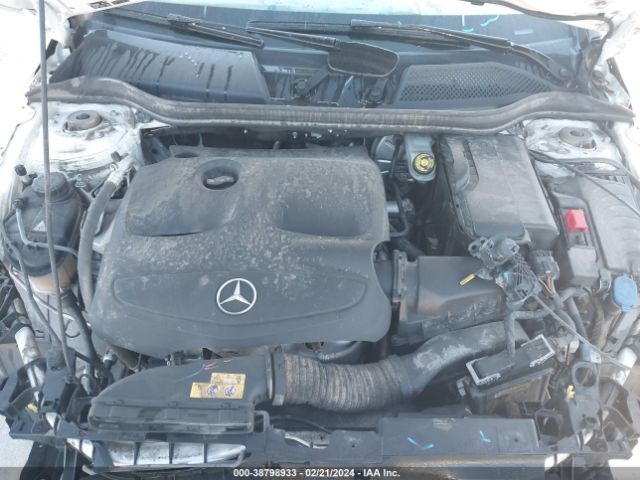 Photo 9 VIN: WDDSJ4EBXHN453750 - MERCEDES-BENZ CLA 250 