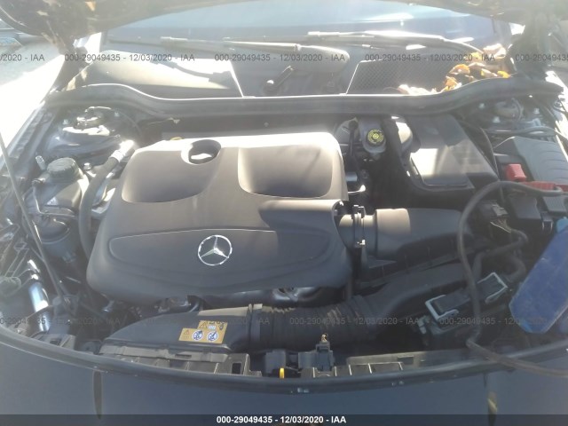 Photo 9 VIN: WDDSJ4EBXJN504315 - MERCEDES-BENZ CLA 