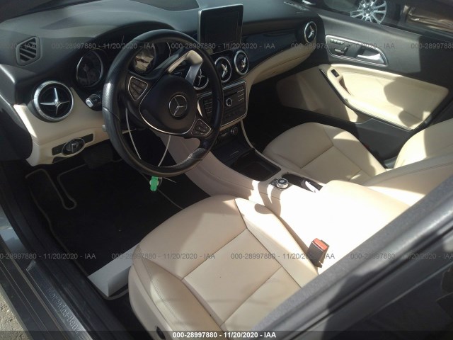 Photo 4 VIN: WDDSJ4GB0FN174866 - MERCEDES-BENZ CLA-CLASS 