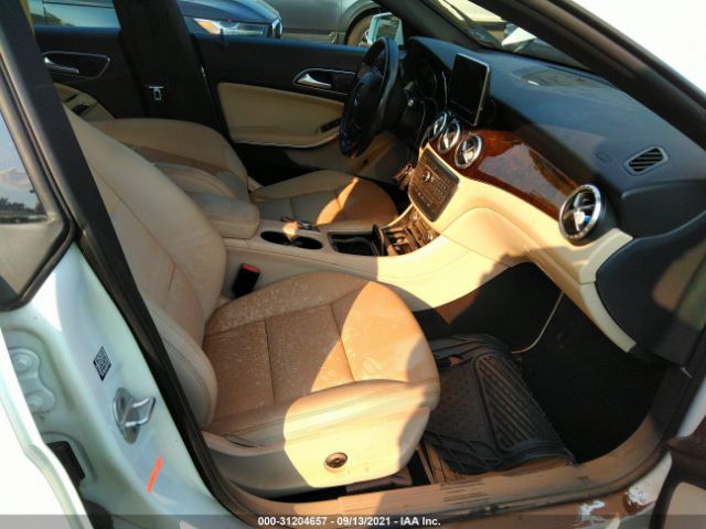 Photo 4 VIN: WDDSJ4GB0FN232314 - MERCEDES-BENZ CLA-CLASS 