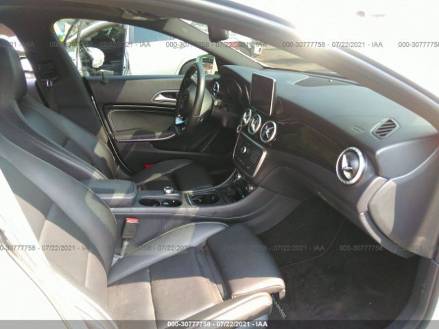 Photo 4 VIN: WDDSJ4GB0GN389424 - MERCEDES-BENZ CLA 