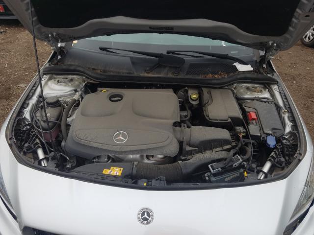 Photo 6 VIN: WDDSJ4GB0JN660859 - MERCEDES-BENZ CLA 250 4M 