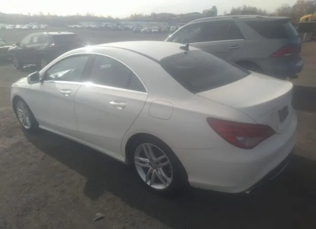 Photo 2 VIN: WDDSJ4GB1FN220253 - MERCEDES-BENZ CLA-CLASS 