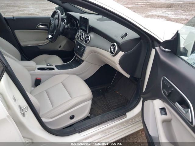 Photo 4 VIN: WDDSJ4GB1FN232306 - MERCEDES-BENZ CLA-CLASS 