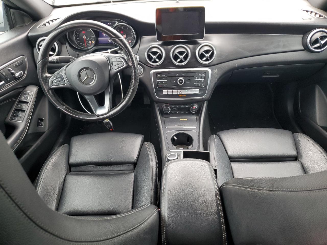 Photo 7 VIN: WDDSJ4GB1HN406412 - MERCEDES-BENZ CLA-KLASSE 