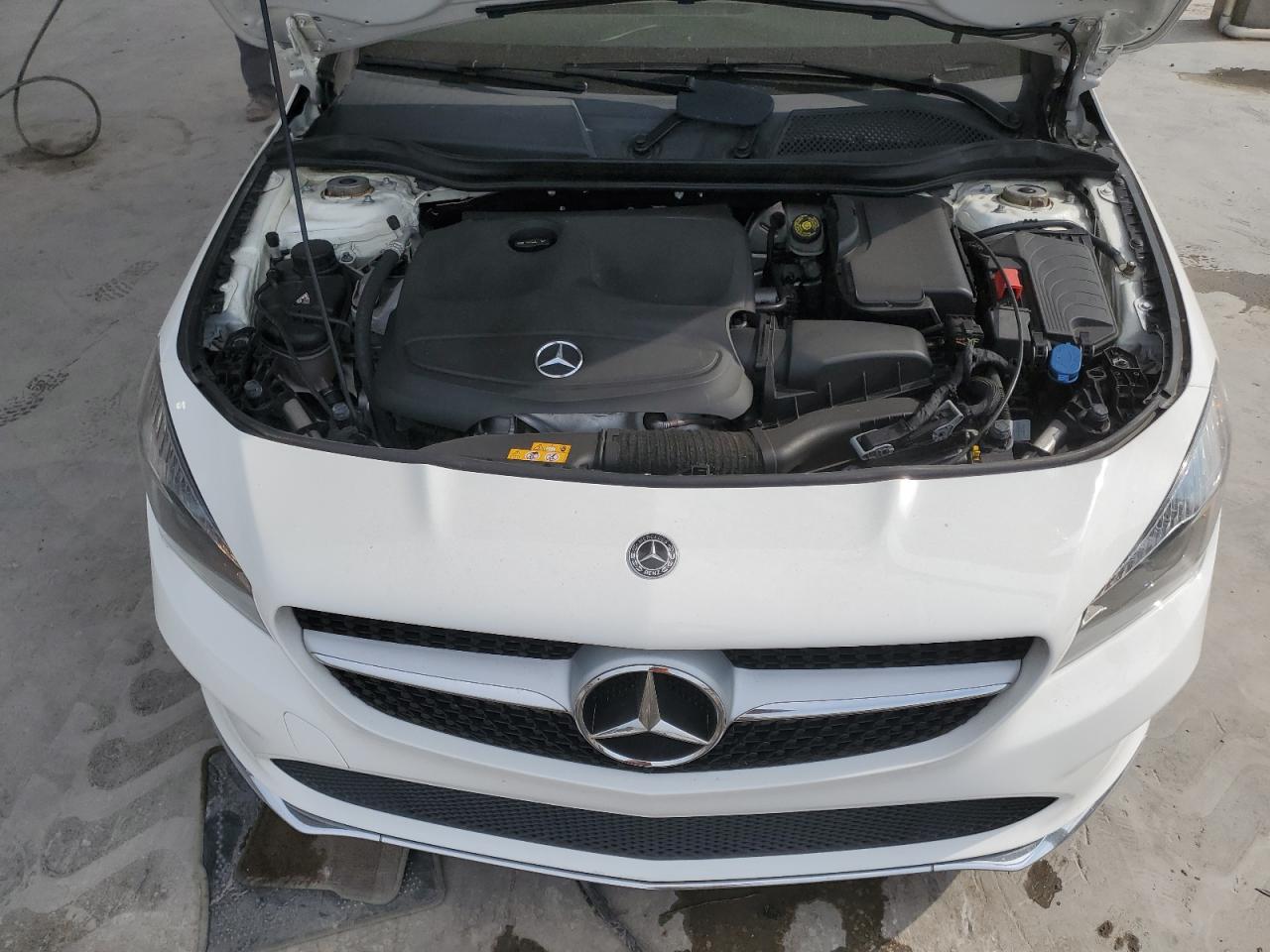 Photo 10 VIN: WDDSJ4GB1KN761359 - MERCEDES-BENZ CLA-KLASSE 