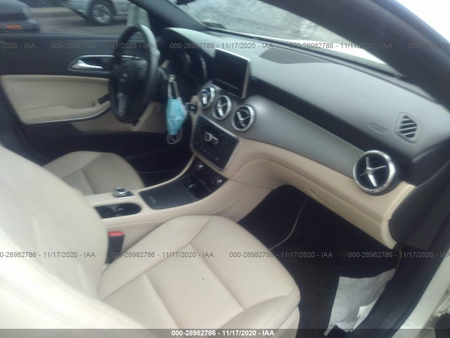 Photo 4 VIN: WDDSJ4GB2EN116465 - MERCEDES-BENZ CLA-CLASS 