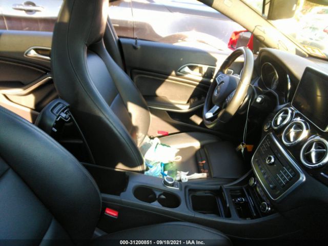 Photo 4 VIN: WDDSJ4GB2GN292189 - MERCEDES-BENZ CLA 