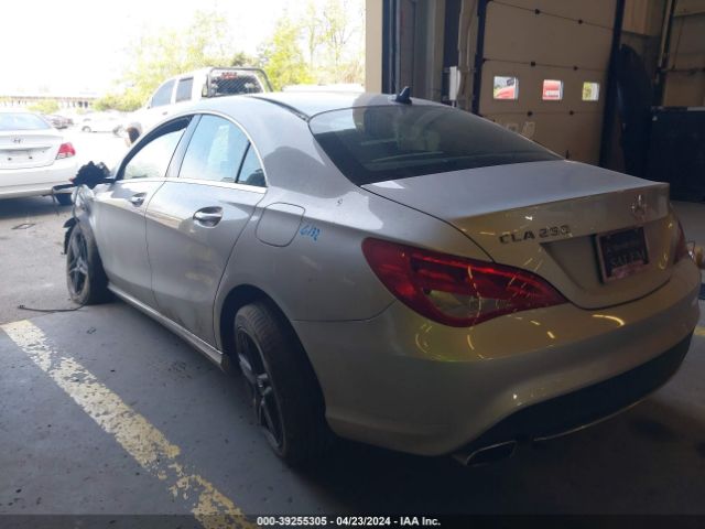 Photo 2 VIN: WDDSJ4GB2GN333405 - MERCEDES-BENZ CLA 