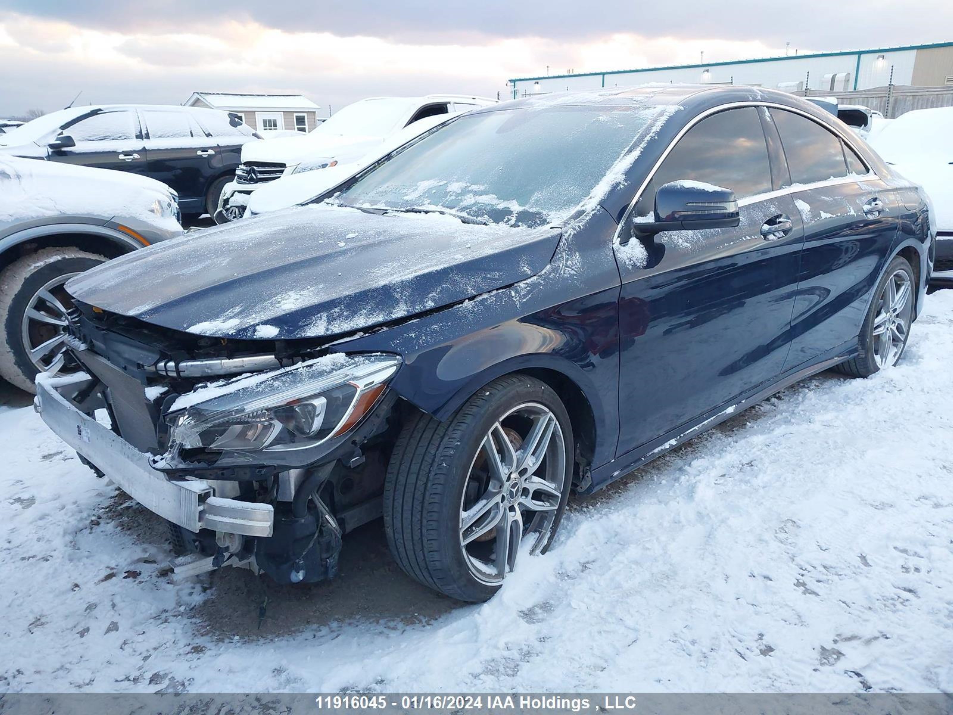 Photo 1 VIN: WDDSJ4GB2JN521901 - MERCEDES-BENZ CLA-KLASSE 