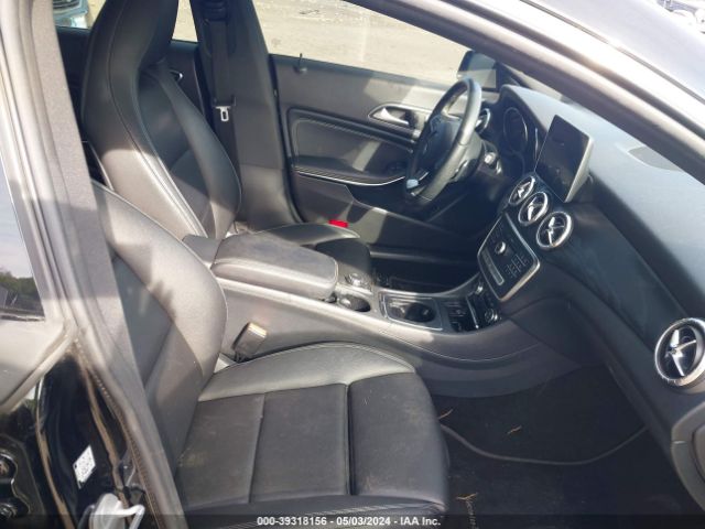 Photo 4 VIN: WDDSJ4GB2JN566661 - MERCEDES-BENZ CLA 250 