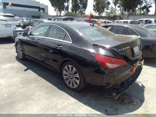 Photo 2 VIN: WDDSJ4GB2JN606785 - MERCEDES-BENZ CLA 