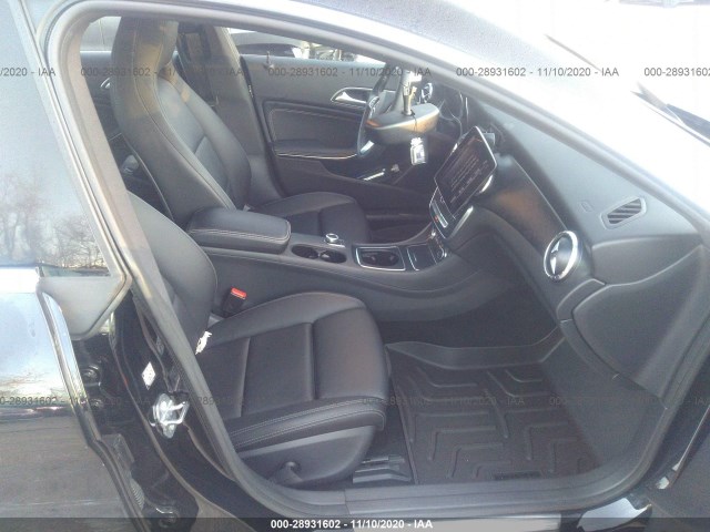 Photo 4 VIN: WDDSJ4GB2JN640306 - MERCEDES-BENZ CLA 