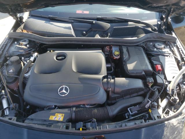 Photo 6 VIN: WDDSJ4GB2JN673922 - MERCEDES-BENZ CLA 250 4M 