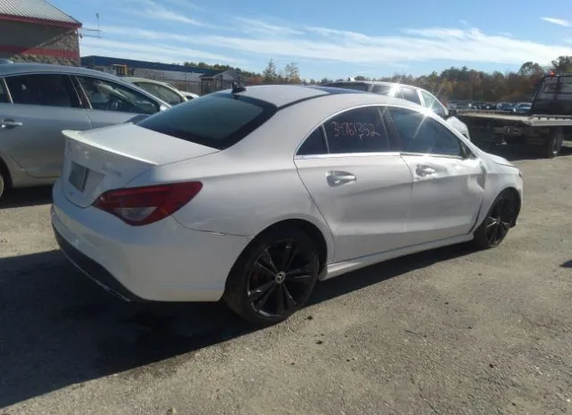 Photo 3 VIN: WDDSJ4GB2KN720657 - MERCEDES-BENZ CLA 