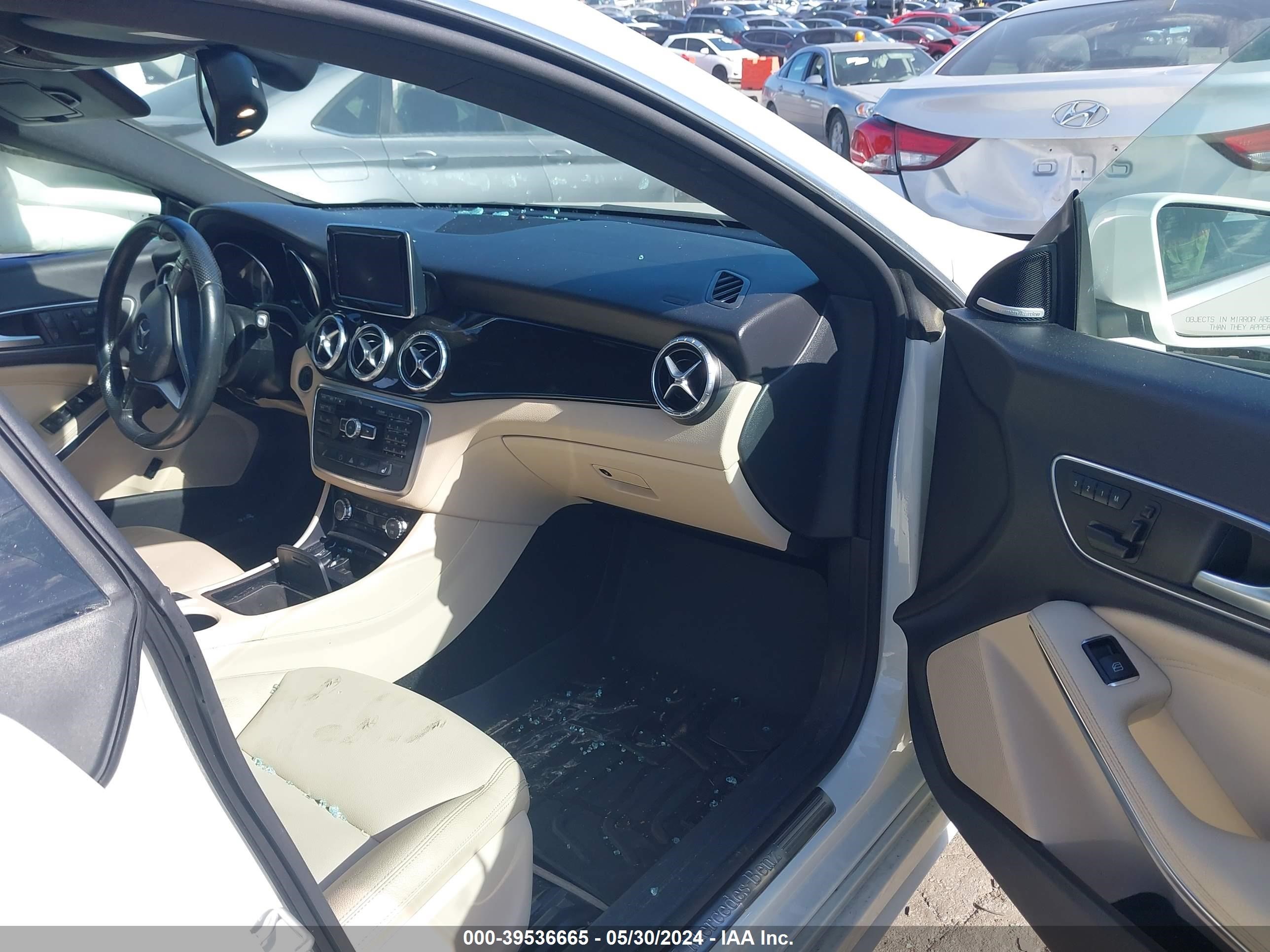 Photo 4 VIN: WDDSJ4GB3EN094301 - MERCEDES-BENZ CLA-KLASSE 