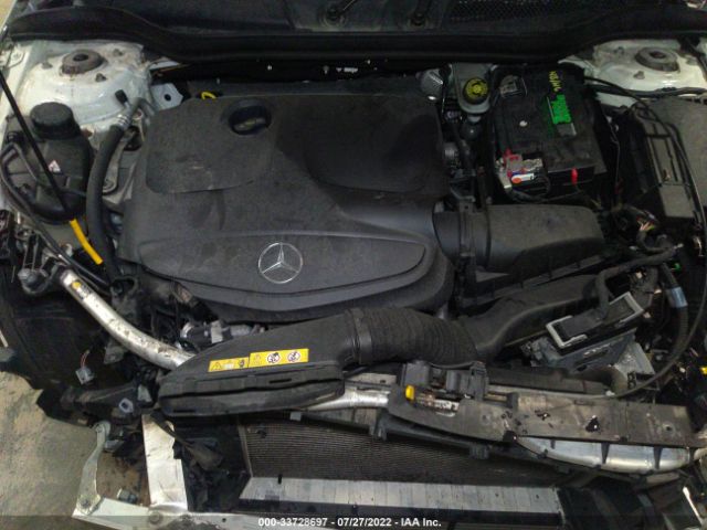 Photo 9 VIN: WDDSJ4GB3FN188129 - MERCEDES-BENZ CLA-CLASS 