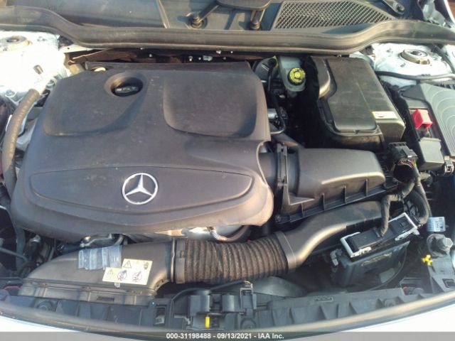 Photo 9 VIN: WDDSJ4GB3GN382564 - MERCEDES-BENZ CLA 