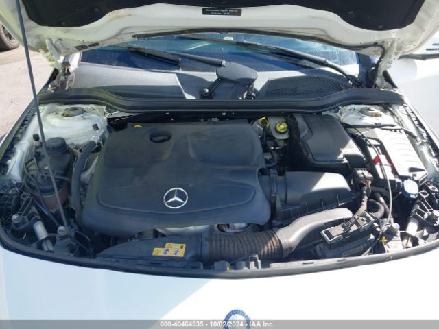 Photo 9 VIN: WDDSJ4GB3HN402085 - MERCEDES-BENZ CLA-CLASS 