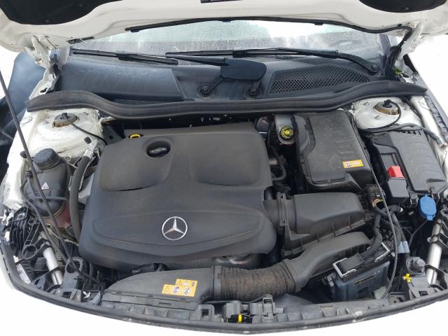 Photo 6 VIN: WDDSJ4GB3HN416701 - MERCEDES-BENZ CLA 250 4M 