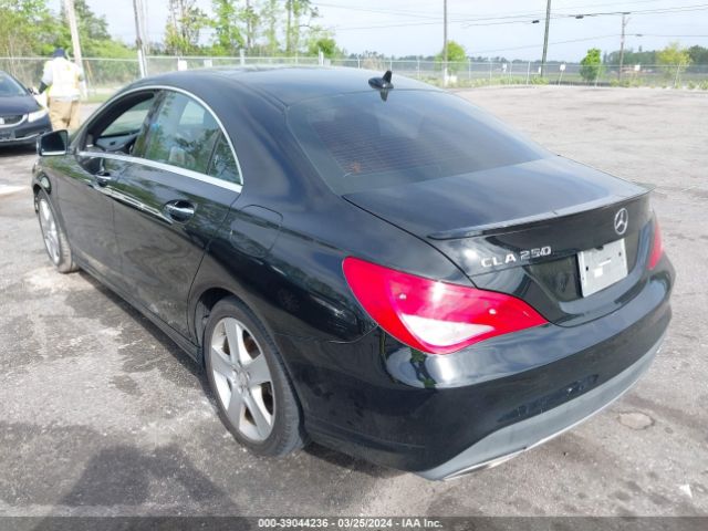 Photo 2 VIN: WDDSJ4GB3HN430646 - MERCEDES-BENZ CLA 250 