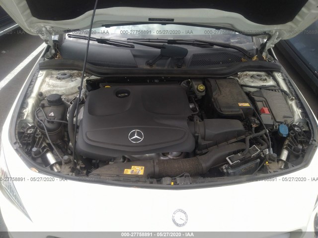 Photo 9 VIN: WDDSJ4GB4GN294929 - MERCEDES-BENZ CLA 