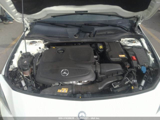 Photo 9 VIN: WDDSJ4GB4GN394349 - MERCEDES-BENZ CLA 