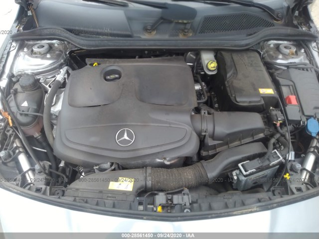 Photo 9 VIN: WDDSJ4GB4GN395615 - MERCEDES-BENZ CLA 