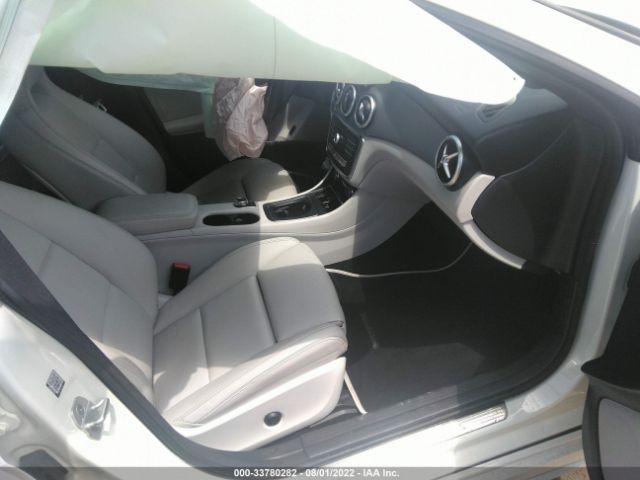 Photo 4 VIN: WDDSJ4GB4JN535010 - MERCEDES-BENZ CLA 