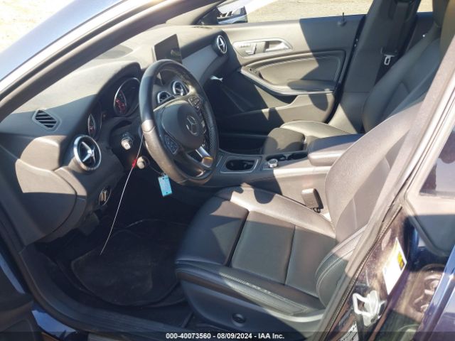 Photo 4 VIN: WDDSJ4GB4JN561963 - MERCEDES-BENZ CLA-CLASS 