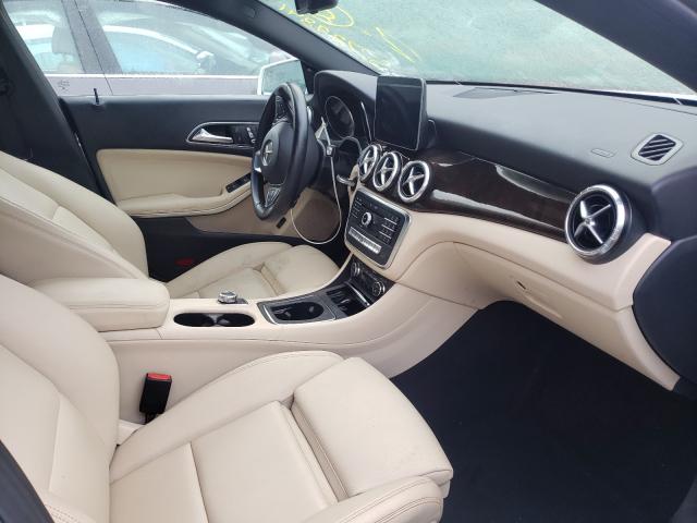 Photo 4 VIN: WDDSJ4GB4JN654689 - MERCEDES-BENZ CLA 250 4M 