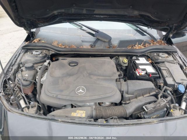 Photo 9 VIN: WDDSJ4GB5FN237461 - MERCEDES-BENZ CLA 