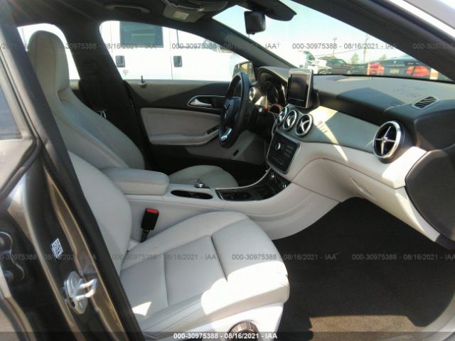 Photo 4 VIN: WDDSJ4GB5GN328490 - MERCEDES-BENZ CLA 