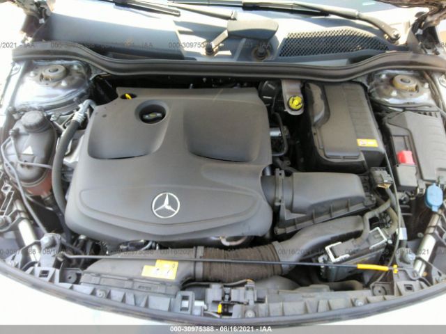 Photo 9 VIN: WDDSJ4GB5GN328490 - MERCEDES-BENZ CLA 