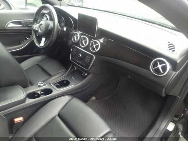 Photo 4 VIN: WDDSJ4GB5GN364289 - MERCEDES-BENZ CLA 