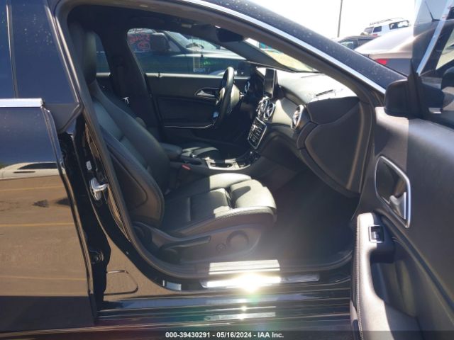 Photo 4 VIN: WDDSJ4GB5GN366639 - MERCEDES-BENZ CLA 250 