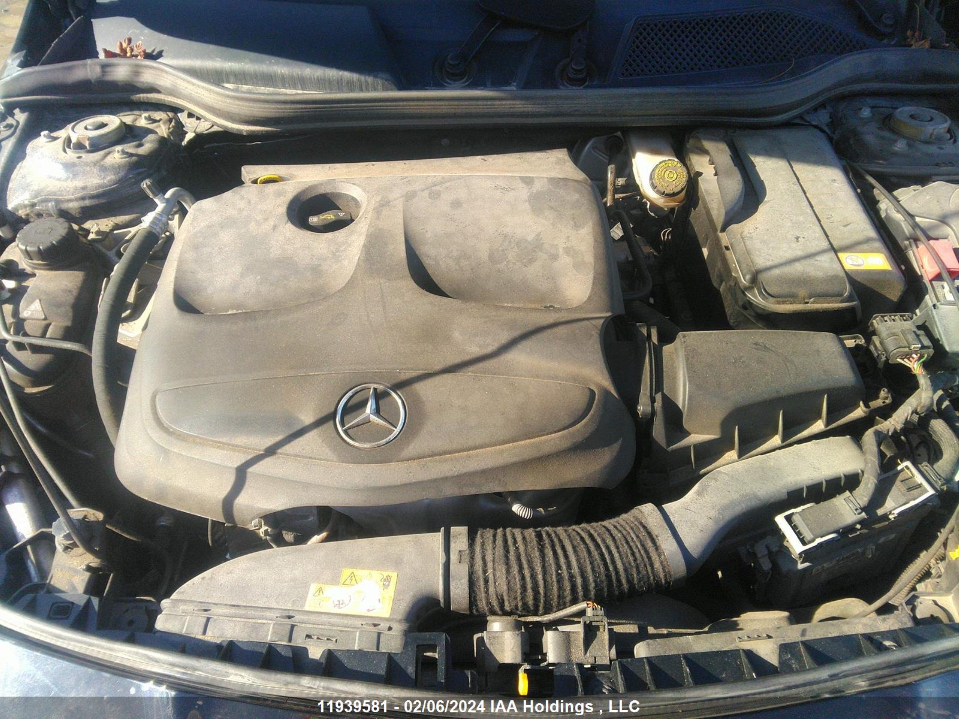 Photo 9 VIN: WDDSJ4GB5GN382033 - MERCEDES-BENZ CLA-KLASSE 